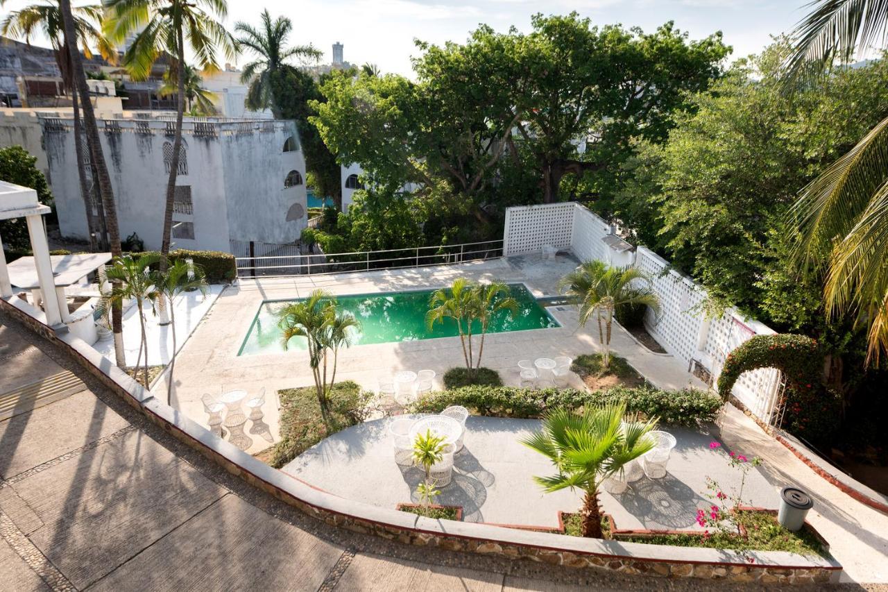 Oyo Belmar Acapulco